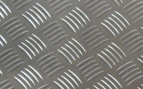Teach you how to choose non-slip aluminum plate